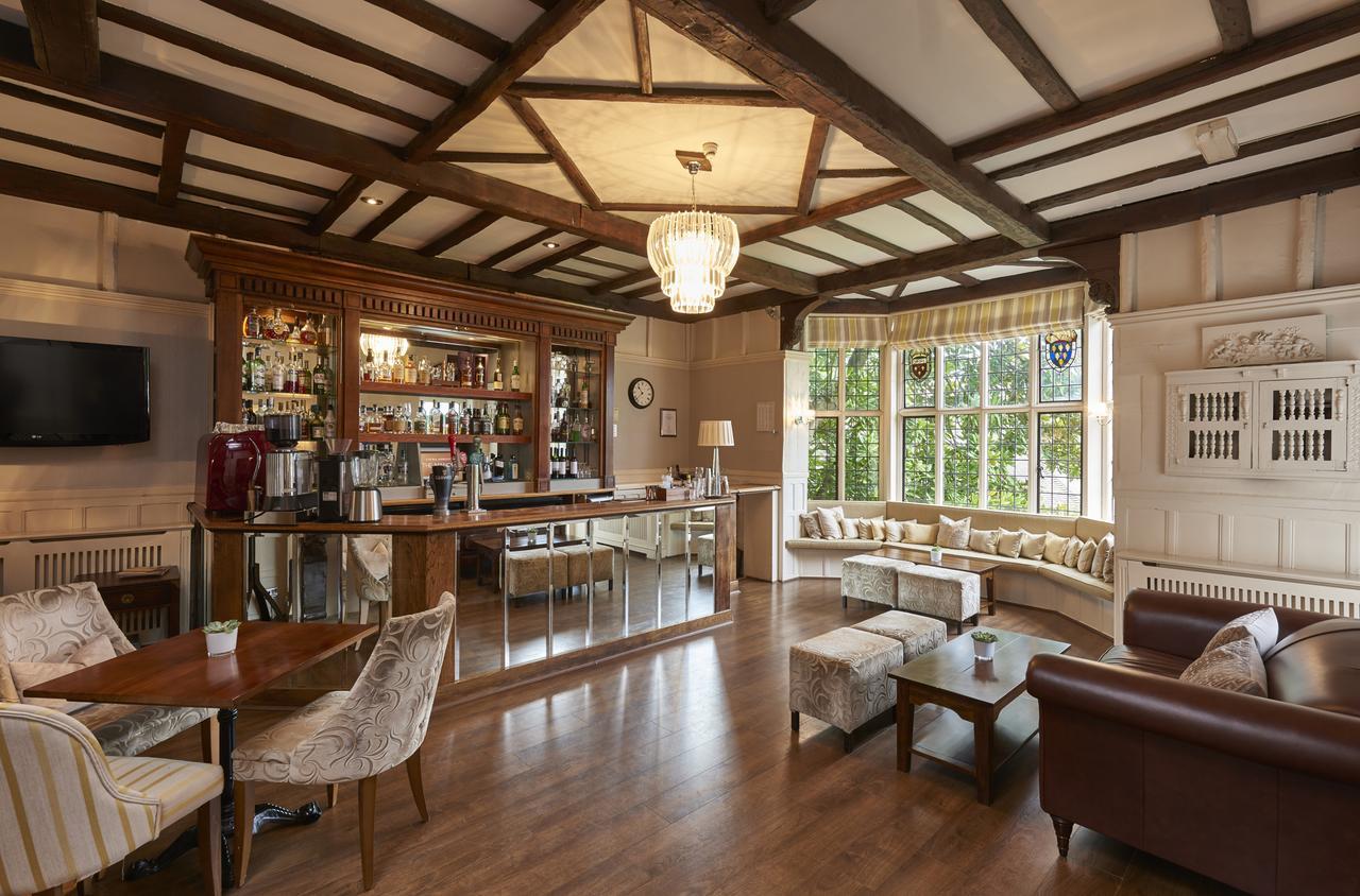 The Manor Elstree Hotel Kültér fotó